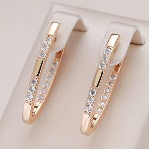 14k/585 Rose Plated Gold Oval Hoops with Sparkling Stones 585 Rose Gold Stampo